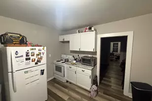 19 Wakefield Ct, New Britain, CT 06053 - Photo 8