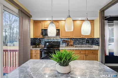 510 Flanders Road, Groton, CT 06355 - Photo 12