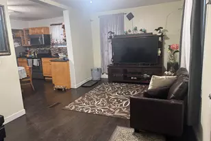 153 Marigold Ave, Bridgeport, CT 06606 - Photo 6