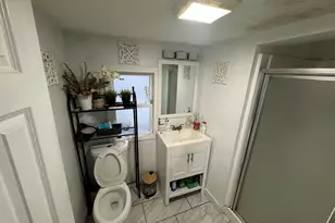 153 Marigold Ave, Bridgeport, CT 06606 - Photo 14