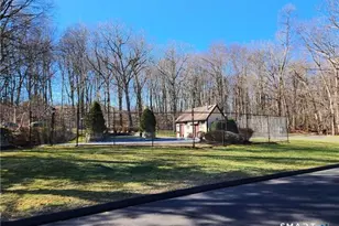 10 Juniper Cir, Monroe, CT 06468 - Photo 24