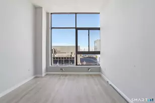 215 Bank St, New London, CT 06320 - Photo 10