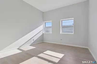 215-219 Bank Street #5, New London, CT 06320 - Photo 8