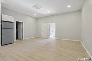 215 Bank St, New London, CT 06320 - Photo 14