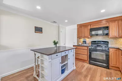 36 Greenbrier Road, Trumbull, CT 06611 - Photo 12