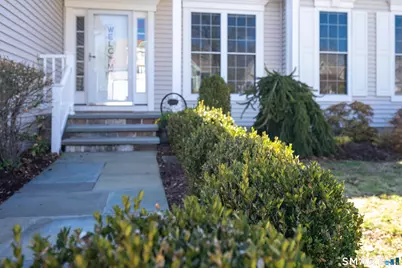 523 Putting Green Lane #523, Oxford, CT 06478 - Photo 2