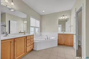 523 Putting Green Lane, Oxford, CT 06478 - Photo 20