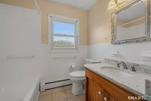 22 Sandy Hollow Dr, Waterford, CT 06385 - Photo 18