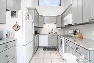 22 Heritage Circle, Southbury, CT 06488 - Photo 12