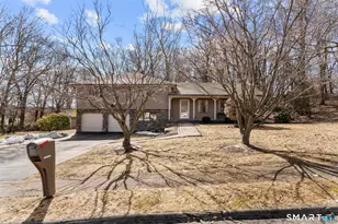 30 Cove Rd, Bristol, CT 06010 - Photo 2