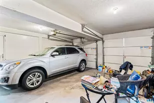 30 Cove Rd, Bristol, CT 06010 - Photo 28