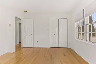 6 Sandgate Cir, Madison, CT 06443 - Photo 10