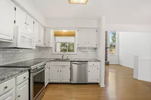 6 Sandgate Cir, Madison, CT 06443 - Photo 4