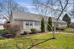 6 Sandgate Cir, Madison, CT 06443 - Photo 2