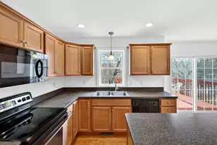 86 Corey Ln, East Lyme, CT 06357 - Photo 16