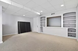 86 Corey Ln, East Lyme, CT 06357 - Photo 8