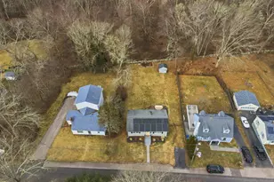 19 Lathrop Ave, Stonington, CT 06379 - Photo 2