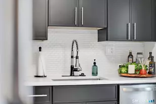 62 Candlewood Dr, South Windsor, CT 06074 - Photo 4