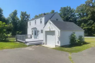 36 Washington Ave, Woodbury, CT 06798 - Photo 4