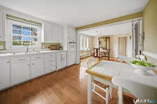 11 Orchard Hill Dr, Enfield, CT 06082 - Photo 4