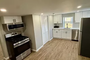 205 Shaw St, New London, CT 06320 - Photo 2