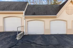 75 Washington Ave, Hamden, CT 06518 - Photo 26