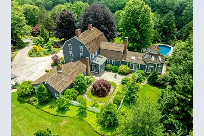 173 Highwoods Drive, Guilford, CT 06437 - Photo 2