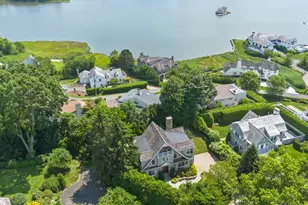 11 Edgewater Hillside, Westport, CT 06880 - Photo 1