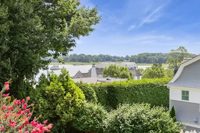 11 Edgewater Hillside, Westport, CT 06880 - Photo 4