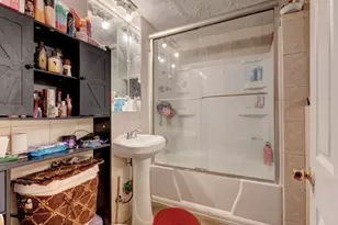 103 Otis St, Hartford, CT 06114 - Photo 12