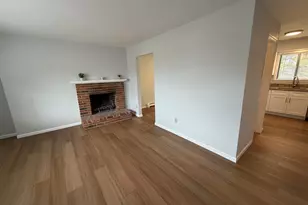 7 Homestead Ln, Brookfield, CT 06804 - Photo 10