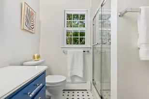 127 S Gate Ln, Fairfield, CT 06890 - Photo 22