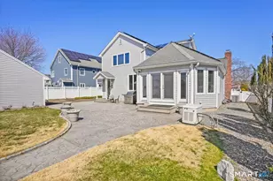 225 Lordship Rd, Stratford, CT 06615 - Photo 4