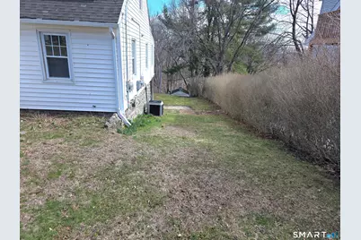29 Esther Avenue, Waterbury, CT 06708 - Photo 4