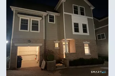 88 Maple Tree Avenue #E, Stamford, CT 06906 - Photo 2