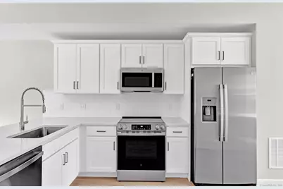 70 Whiting Street #Apt G, Plainville, CT 06062 - Photo 4