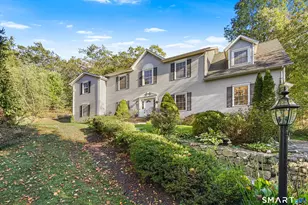 2 Abbey Ln, Newtown, CT 06470 - Photo 32
