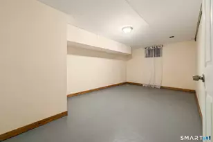 100 Prindle Rd, West Haven, CT 06516 - Photo 30