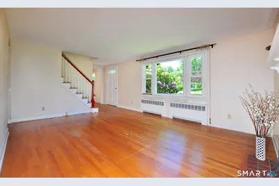 5 Robin Road, Simsbury, CT 06070 - Photo 18