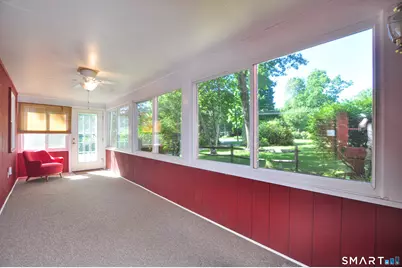5 Robin Road, Simsbury, CT 06070 - Photo 4