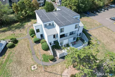 2 Hamre Lane #D, Branford, CT 06405 - Photo 4