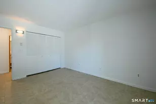 2 Hamre Ln, Branford, CT 06405 - Photo 14