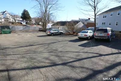 18 Amsterdam Avenue #3A, Bridgeport, CT 06606 - Photo 12