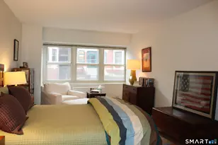 31 Woodland St, Hartford, CT 06111 - Photo 12