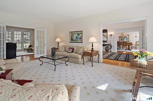 42 Dogwood Ln, Stamford, CT 06903 - Photo 10