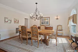 42 Dogwood Ln, Stamford, CT 06903 - Photo 8