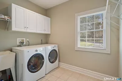 42 Dogwood Lane, Stamford, CT 06903 - Photo 24