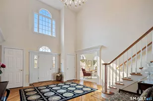 42 Dogwood Ln, Stamford, CT 06903 - Photo 6