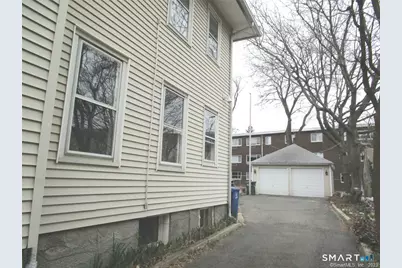 158 Scofield Avenue #3rd floor, Bridgeport, CT 06605 - Photo 2