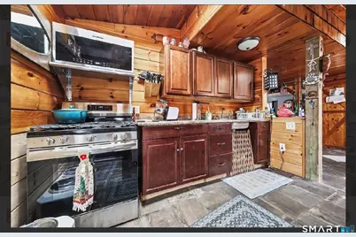 32 Union Street, Plymouth, CT 06786 - Photo 14